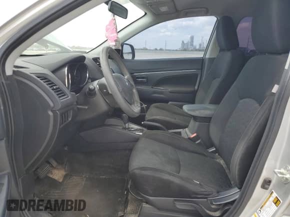 2020 Mitsubishi Outlander ES с VIN JA4AP3AU7LU012141, выставлен на аукционе Copart как лот 87098365 с пробегом 129 172 миль миль и Чистый • Clean title. История ставок и продаж доступна на DreamBid. Изображение 7.