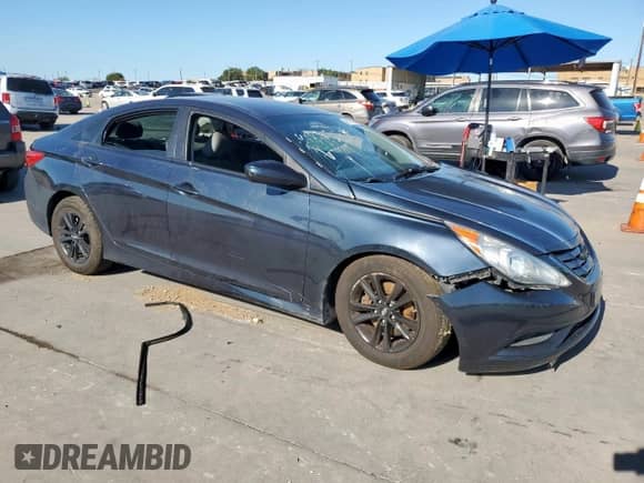 2014 Hyundai Sonata GLS с VIN 5NPEB4AC5EH871454, выставлен на аукционе Copart как лот 69317525 с пробегом 196 115 миль миль и Списание • Salvage title. История ставок и продаж доступна на DreamBid. Изображение 4.