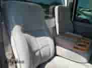 1996 GMC Sierra 1500 с VIN 1GTEC14W2TZ514059, выставлен на аукционе Copart как лот 57124765 с пробегом 179 718 миль миль и Списание • Salvage title. История ставок и продаж доступна на DreamBid. Изображение 10.