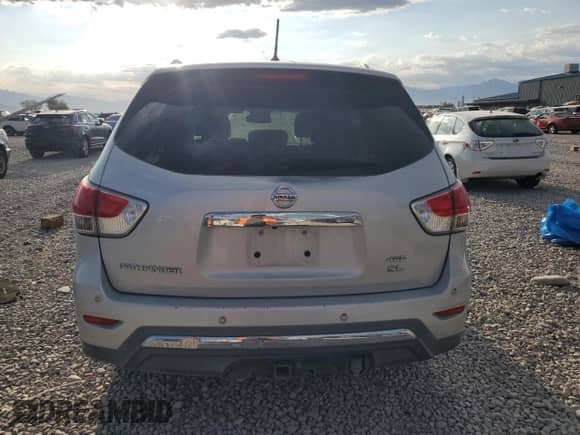 2015 Nissan Pathfinder Platinum with VIN 5N1AR2MM6FC671890, listed as a Copart auction lot 65613745 with 157,995 mi miles and Salvage title. Bid and sale history available at DreamBid. Image 6.