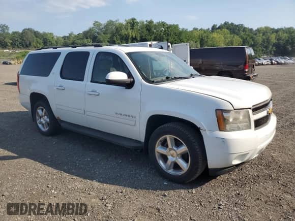 2009 Chevrolet Suburban 2LT z VIN 1GNFK26399R295925, wystawiony jako Copart lot #68805245 z przebiegiem 153 570 mil mil oraz Czysty tytuł • Clean title. Historia ofert i sprzedaży dostępna na DreamBid. Obrazek 4.