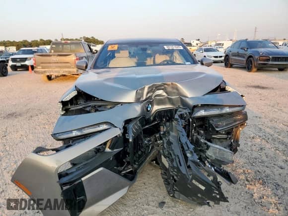 2024 BMW 7 Series 740i xDrive с VIN WBA33EH02RCS29780, выставлен на аукционе Copart как лот 80161625 с пробегом Не указан миль и Списание • Salvage title. История ставок и продаж доступна на DreamBid. Изображение 5.