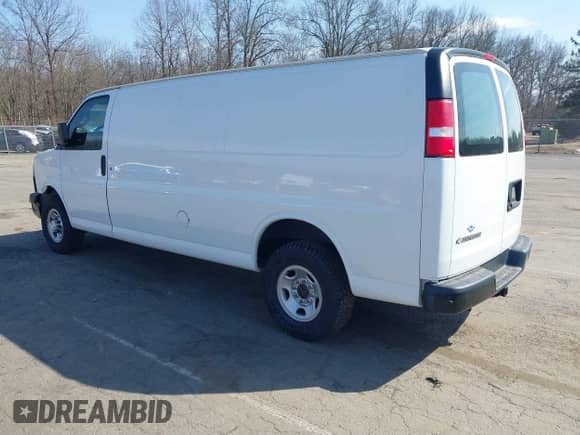 2019 Chevrolet Express Cargo с VIN 1GCWGBFPXK1186665, выставлен на аукционе IAAI как лот 41795478 с пробегом 311 142 миль миль и . История ставок и продаж доступна на DreamBid. Изображение 3.