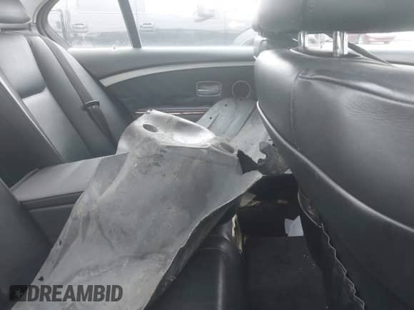 2003 BMW 7 Series 745i с VIN WBAGL63493DP65399, выставлен на аукционе IAAI как лот 42320284 с пробегом Не указан миль и . История ставок и продаж доступна на DreamBid. Изображение 8.