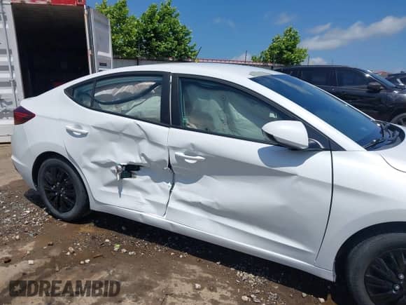 2019 Hyundai Elantra SE с VIN 5NPD74LFXKH492434, выставлен на аукционе IAAI как лот 42752046 с пробегом 54 357 миль миль и . История ставок и продаж доступна на DreamBid. Изображение 6.