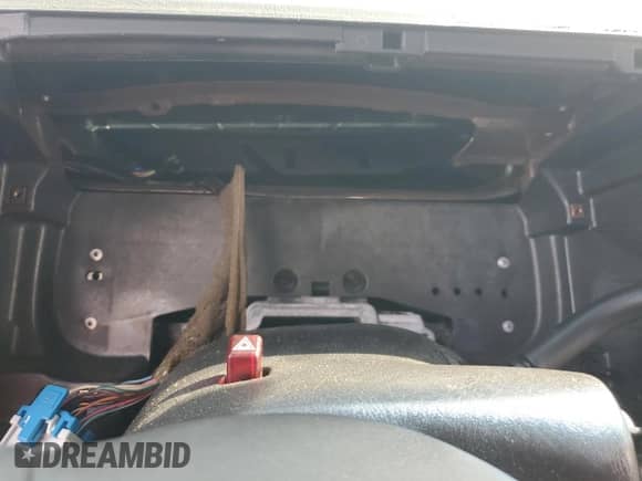 2000 GMC Sierra 1500 SL с VIN 1GTEC14WXYZ202059, выставлен на аукционе Copart как лот 64848665 с пробегом Не указан миль и Чистый • Clean title. История ставок и продаж доступна на DreamBid. Изображение 9.