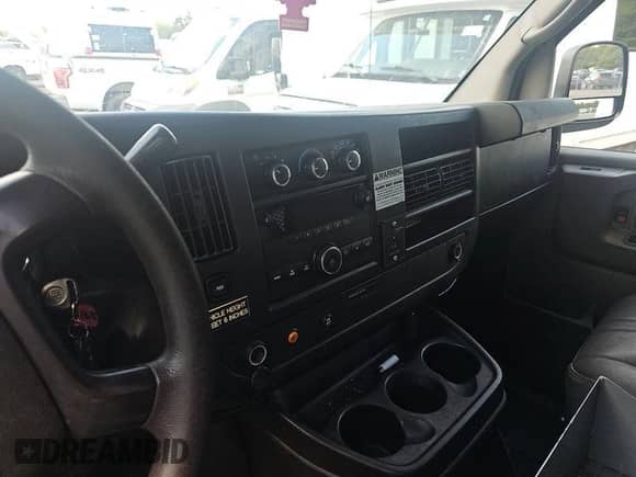 2011 Chevrolet Express Cargo с VIN 1GCSGAFX8B1187872, выставлен на аукционе IAAI как лот 43610341 с пробегом 79 743 миль миль и . История ставок и продаж доступна на DreamBid. Изображение 8.