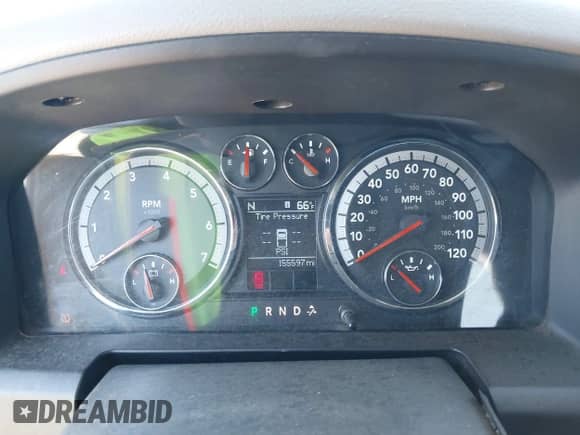 2011 Ram 1500 Big Horn z VIN 1D7RB1GT2BS526229, wystawiony jako IAAI lot #41762603 z przebiegiem Nie podano mil oraz . Historia ofert i sprzedaży dostępna na DreamBid. Obrazek 7.