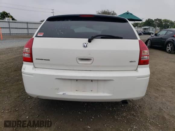 2007 Dodge Magnum with VIN 2D4FV47V57H623322, listed as a Copart auction lot 73356244 with 200,976 mi miles and Salvage title. Bid and sale history available at DreamBid. Image 6.