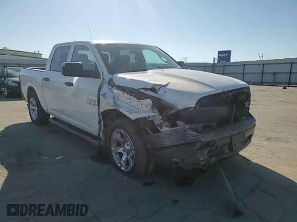 2015 Ram 1500 Tradesman z VIN 1C6RR6KM5FS755617, wystawiony jako Copart lot #49857335 z przebiegiem 189 981 mil mil oraz Szkoda całkowita • Salvage title. Historia ofert i sprzedaży dostępna na DreamBid. Obrazek 10.