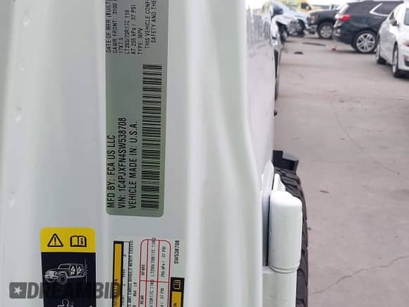 2025 Jeep Wrangler Rubicon с VIN 1C4PJXFN4SW538708, выставлен на аукционе IAAI как лот 42892912 с пробегом 12 175 миль миль и . История ставок и продаж доступна на DreamBid. Изображение 9.