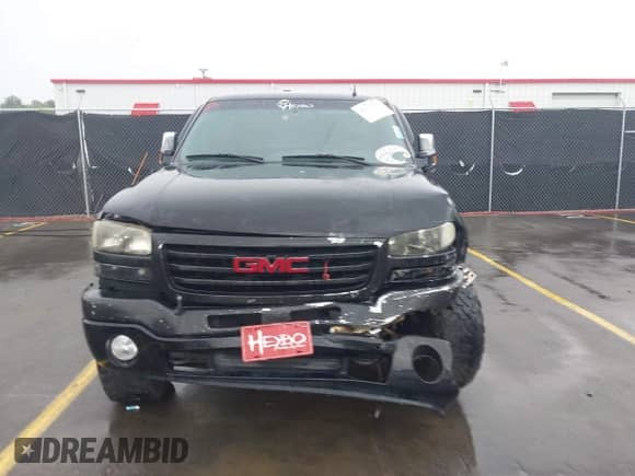 2007 GMC Sierra 1500 SLE1 with VIN 2GTEC13Z771108482, listed as a IAAI auction lot 42102302 with 251,361 mi miles and . Bid and sale history available at DreamBid. Image 12.