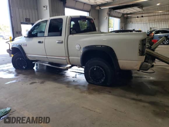 2008 Dodge 2500 SLT with VIN 3D7KS28A48G176364, listed as a Copart auction lot 85643985 with 183,003 mi miles and Salvage title. Bid and sale history available at DreamBid. Image 2.