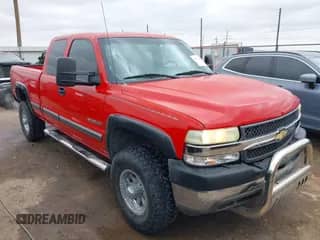 2001 Chevrolet Silverado 2500HD LS with VIN 1GCHC29U81E114263, listed as a IAAI auction lot 42370410 with 129,528 mi miles and . Bid and sale history available at DreamBid. Image 1.