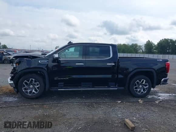 2024 GMC Sierra 1500 SLT с VIN 3GTUUDEDXRG419815, выставлен на аукционе IAAI как лот 43256565 с пробегом 15 975 миль миль и . История ставок и продаж доступна на DreamBid. Изображение 15.