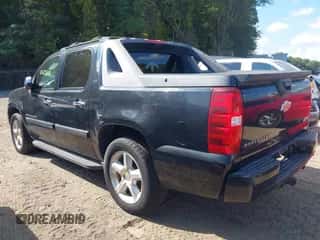 2008 Chevrolet Avalanche 2LT z VIN 3GNFK12398G234279, wystawiony jako IAAI lot #43233108 z przebiegiem 264 686 mil mil oraz . Historia ofert i sprzedaży dostępna na DreamBid. Obrazek 3.
