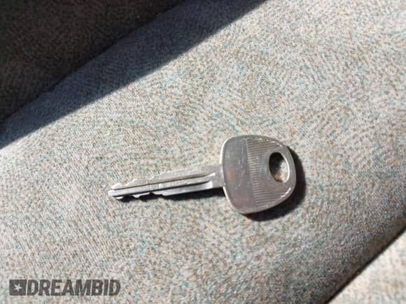 2001 Hyundai Elantra GLS с VIN KMHDN45D91U123095, выставлен на аукционе IAAI как лот 43077551 с пробегом 68 912 миль миль и . История ставок и продаж доступна на DreamBid. Изображение 11.