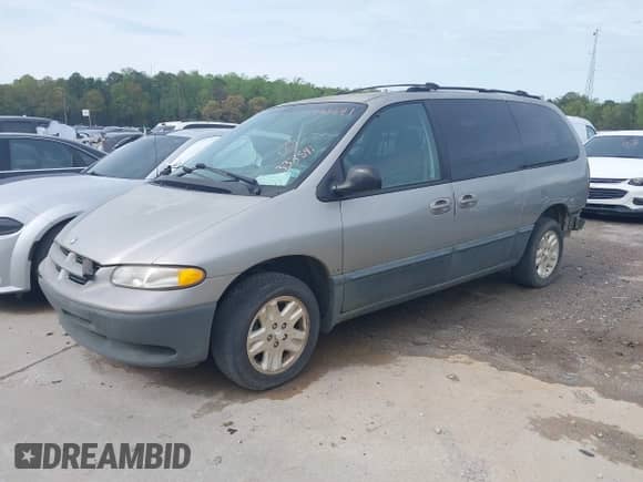 1997 Dodge Caravan LE with VIN 1B4GP54L3VB333541, listed as a IAAI auction lot 41012170 with 137,181 mi miles and . Bid and sale history available at DreamBid. Image 2.