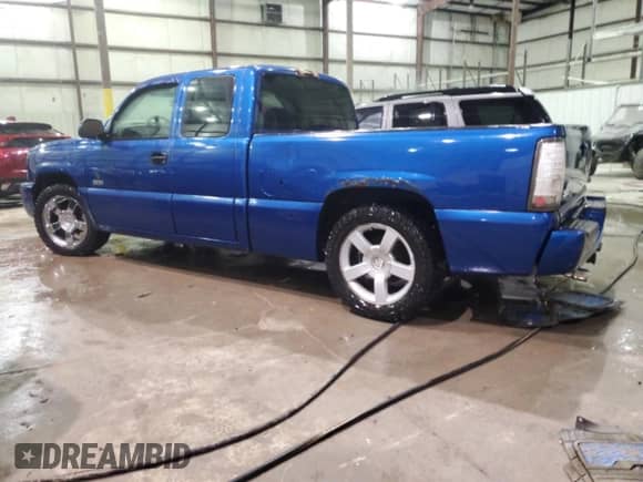 2004 Chevrolet Silverado SS с VIN 2GCEK19N641166215, выставлен на аукционе Copart как лот 45881735 с пробегом Не указан миль и На запчасти • Non repairable. История ставок и продаж доступна на DreamBid. Изображение 2.