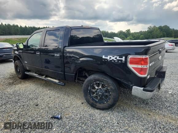 2012 Ford F-150 FX4 с VIN 1FTFW1ET7CFB57513, выставлен на аукционе Copart как лот 66017875 с пробегом 207 908 миль миль и Списание • Salvage title. История ставок и продаж доступна на DreamBid. Изображение 2.