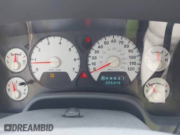 2008 Dodge 2500 ST z VIN 3D7KS28D786192388, wystawiony jako IAAI lot #42106071 z przebiegiem 225 346 mil mil oraz . Historia ofert i sprzedaży dostępna na DreamBid. Obrazek 7.
