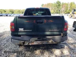 2001 Chevrolet Silverado 1500 LS z VIN 2GCEK19T211131195, wystawiony jako Copart lot #80292115 z przebiegiem 194 140 mil mil oraz Szkoda całkowita • Salvage title. Historia ofert i sprzedaży dostępna na DreamBid. Obrazek 6.