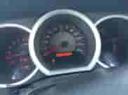 2006 Toyota Tacoma z VIN 5TETX22N16Z241135, wystawiony jako IAAI lot #43175819 z przebiegiem 360 065 mil mil oraz . Historia ofert i sprzedaży dostępna na DreamBid. Obrazek 7.