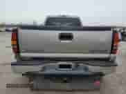 2002 Chevrolet Silverado 3500 LT с VIN 1GCJK33192F113210, выставлен на аукционе Copart как лот 44594665 с пробегом 159 186 миль миль и Списание • Salvage title. История ставок и продаж доступна на DreamBid. Изображение 6.