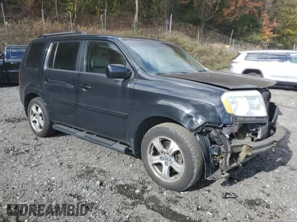 2013 Honda Pilot EX-L with VIN 5FNYF4H52DB073242, listed as a Copart auction lot 89910325 with 202,723 mi miles and Salvage title. Bid and sale history available at DreamBid. Image 4.