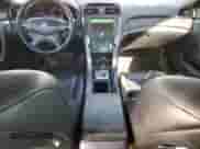 2006 Acura TL z VIN 19UUA66296A014638, wystawiony jako Copart lot #87404535 z przebiegiem 260 478 mil mil oraz Szkoda całkowita • Salvage title. Historia ofert i sprzedaży dostępna na DreamBid. Obrazek 8.