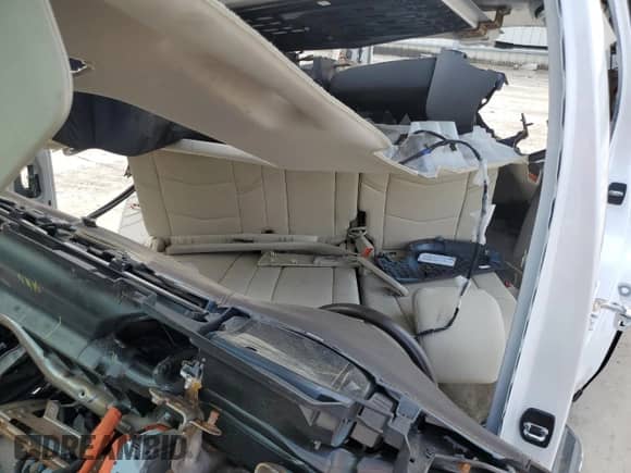 2017 Cadillac Escalade Luxury z VIN 1GYS3BKJ8HR131003, wystawiony jako Copart lot #54787565 z przebiegiem Nie podano mil oraz Nie do naprawy • Non repairable. Historia ofert i sprzedaży dostępna na DreamBid. Obrazek 10.