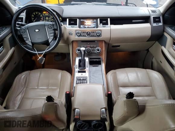 2013 Land Rover Range Rover Sport SC z VIN SALSH2E42DA786546, wystawiony jako Copart lot #69601335 z przebiegiem 145 080 mil mil oraz Czysty tytuł • Clean title. Historia ofert i sprzedaży dostępna na DreamBid. Obrazek 8.