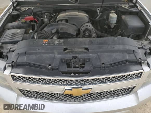 2013 Chevrolet Suburban LTZ с VIN 1GNSKKE78DR213257, выставлен на аукционе Copart как лот 67846545 с пробегом 183 772 миль миль и Списание • Salvage title. История ставок и продаж доступна на DreamBid. Изображение 12.