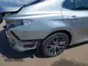 2023 Toyota Camry Hybrid XLE с VIN 4T1F31AK7PU620561, выставлен на аукционе IAAI как лот 42543275 с пробегом 21 431 миль миль и . История ставок и продаж доступна на DreamBid. Изображение 19.