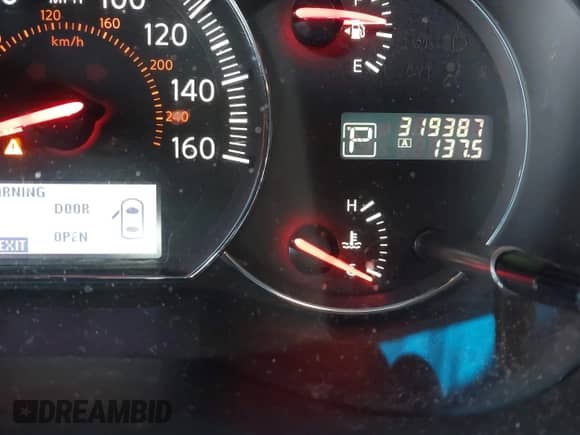 2014 Nissan Maxima SV z VIN 1N4AA5AP1EC483052, wystawiony jako IAAI lot #42807542 z przebiegiem 319 387 mil mil oraz . Historia ofert i sprzedaży dostępna na DreamBid. Obrazek 7.