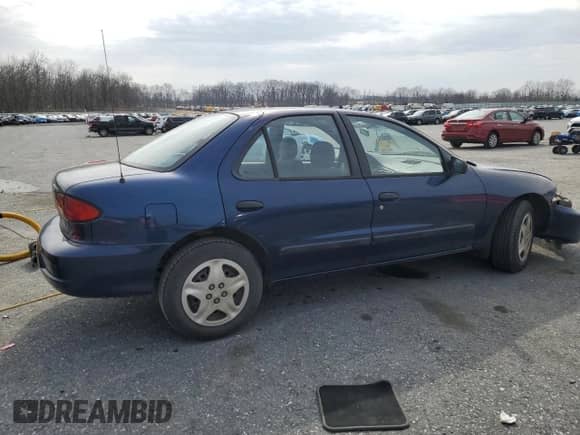 2001 Chevrolet Cavalier LS с VIN 1G1JF524817357637, выставлен на аукционе Copart как лот 47630445 с пробегом 72 534 миль миль и Списание • Salvage title. История ставок и продаж доступна на DreamBid. Изображение 3.