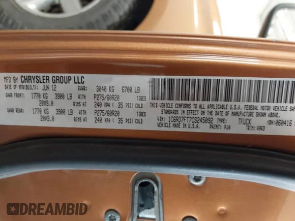 2012 Ram 1500 Express z VIN 1C6RD7FT7CS245092, wystawiony jako IAAI lot #42750773 z przebiegiem 180 274 mil mil oraz . Historia ofert i sprzedaży dostępna na DreamBid. Obrazek 9.