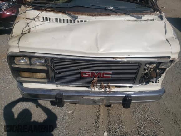 1992 Chevrolet Chevy Van с VIN 1GBEG25KXN7108510, выставлен на аукционе Copart как лот 75838154 с пробегом 232 041 миль миль и Списание • Salvage title. История ставок и продаж доступна на DreamBid. Изображение 12.