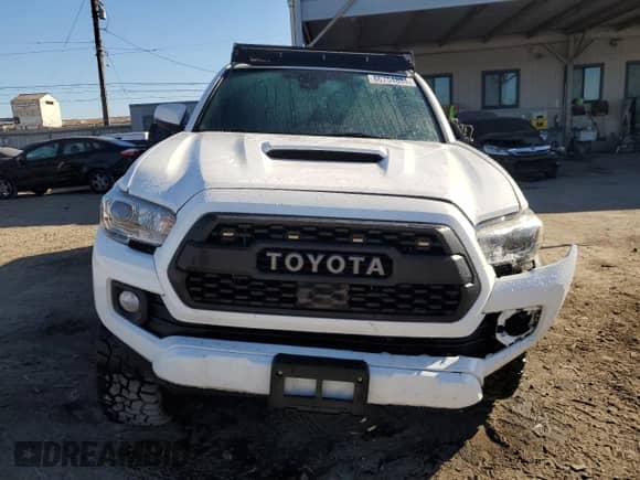 2020 Toyota Tacoma SR5 с VIN 3TMBZ5DN2LM025694, выставлен на аукционе Copart как лот 86754834 с пробегом 72 459 миль миль и Списание • Salvage title. История ставок и продаж доступна на DreamBid. Изображение 5.