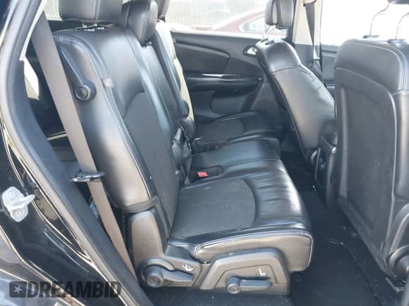 2015 Dodge Journey Crossroad with VIN 3C4PDCGB0FT547213, listed as a IAAI auction lot 43426178 with 99,999 mi miles and . Bid and sale history available at DreamBid. Image 8.