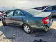 2002 Toyota Camry XLE z VIN 4T1BF32K52U512612, wystawiony jako Copart lot #70961955 z przebiegiem 198 330 mil mil oraz Szkoda całkowita • Salvage title. Historia ofert i sprzedaży dostępna na DreamBid. Obrazek 2.