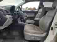 2014 Subaru Forester Limited z VIN JF2SJAHC4EH460105, wystawiony jako Copart lot #81220815 z przebiegiem 108 301 mil mil oraz Szkoda całkowita • Salvage title. Historia ofert i sprzedaży dostępna na DreamBid. Obrazek 7.