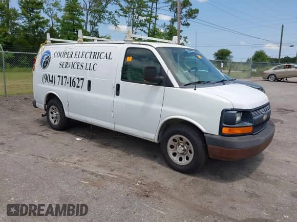 2011 Chevrolet Express Cargo с VIN 1GCSGAFX4B1119293, выставлен на аукционе IAAI как лот 42589813 с пробегом 153 683 миль миль и . История ставок и продаж доступна на DreamBid. Изображение 1.