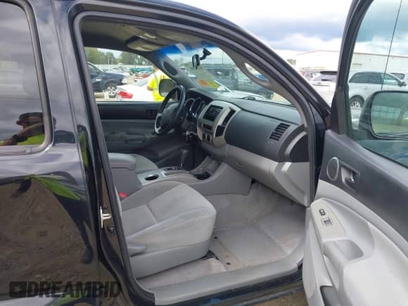 2008 Toyota Tacoma PreRunner с VIN 3TMJU62N58M055718, выставлен на аукционе IAAI как лот 43342892 с пробегом 144 431 миль миль и . История ставок и продаж доступна на DreamBid. Изображение 5.