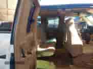 2000 GMC Sierra 1500 SLE с VIN 2GTEK19V5Y1130912, выставлен на аукционе IAAI как лот 43368224 с пробегом 193 166 миль миль и . История ставок и продаж доступна на DreamBid. Изображение 8.