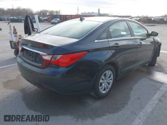 2012 Hyundai Sonata GLS with VIN 5NPEB4AC6CH406677, listed as a IAAI auction lot 41723413 with 161,570 mi miles and . Bid and sale history available at DreamBid. Image 4.