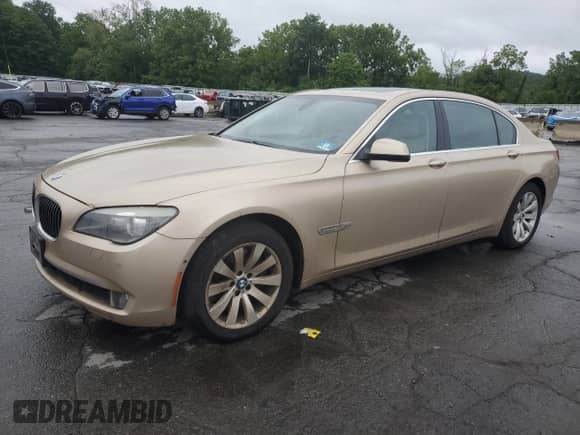 2010 BMW 7 Series 750Li xDrive with VIN WBAKC8C52ACY68441, listed as a Copart auction lot 69755645 with 161,559 mi miles and Clean title. Bid and sale history available at DreamBid. Image 1.
