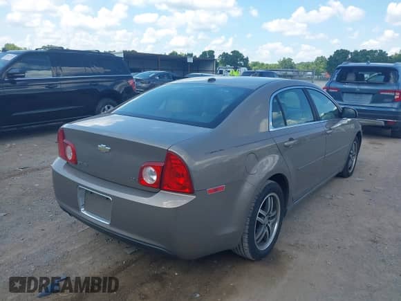 2008 Chevrolet Malibu 2LT с VIN 1G1ZJ57B48F274733, выставлен на аукционе IAAI как лот 42776343 с пробегом 137 189 миль миль и . История ставок и продаж доступна на DreamBid. Изображение 4.