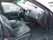 2014 Nissan Pathfinder SV z VIN 5N1AR2MM6EC712100, wystawiony jako IAAI lot #41383321 z przebiegiem 163 838 mil mil oraz . Historia ofert i sprzedaży dostępna na DreamBid. Obrazek 5.