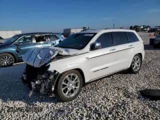 2020 Jeep Grand Cherokee Summit с VIN 1C4RJFJG3LC331984, выставлен на аукционе Copart как лот 82166294 с пробегом 99 775 миль миль и Списание • Salvage title. История ставок и продаж доступна на DreamBid. Изображение 1.